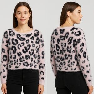 Wild Fable Pink Leopard Print Fuzzy Sweater Size M